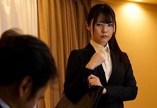 Chuyến công tác đầy cám dỗ với lão sếp biến thái hấp dẫn